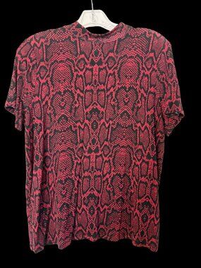 14th & Union Red and Black Snakeskin Crewneck T-Shirt Top Size Small Like New